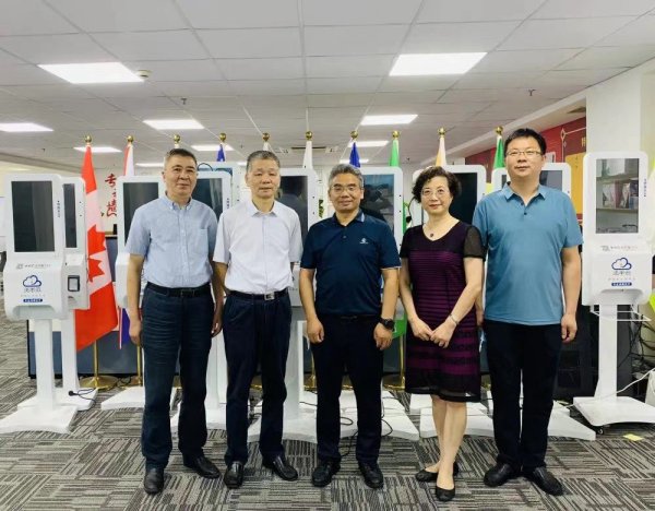 七夕，给你爱的人一个守护 就是最好的情话～便携消毒，就选捷米 ！